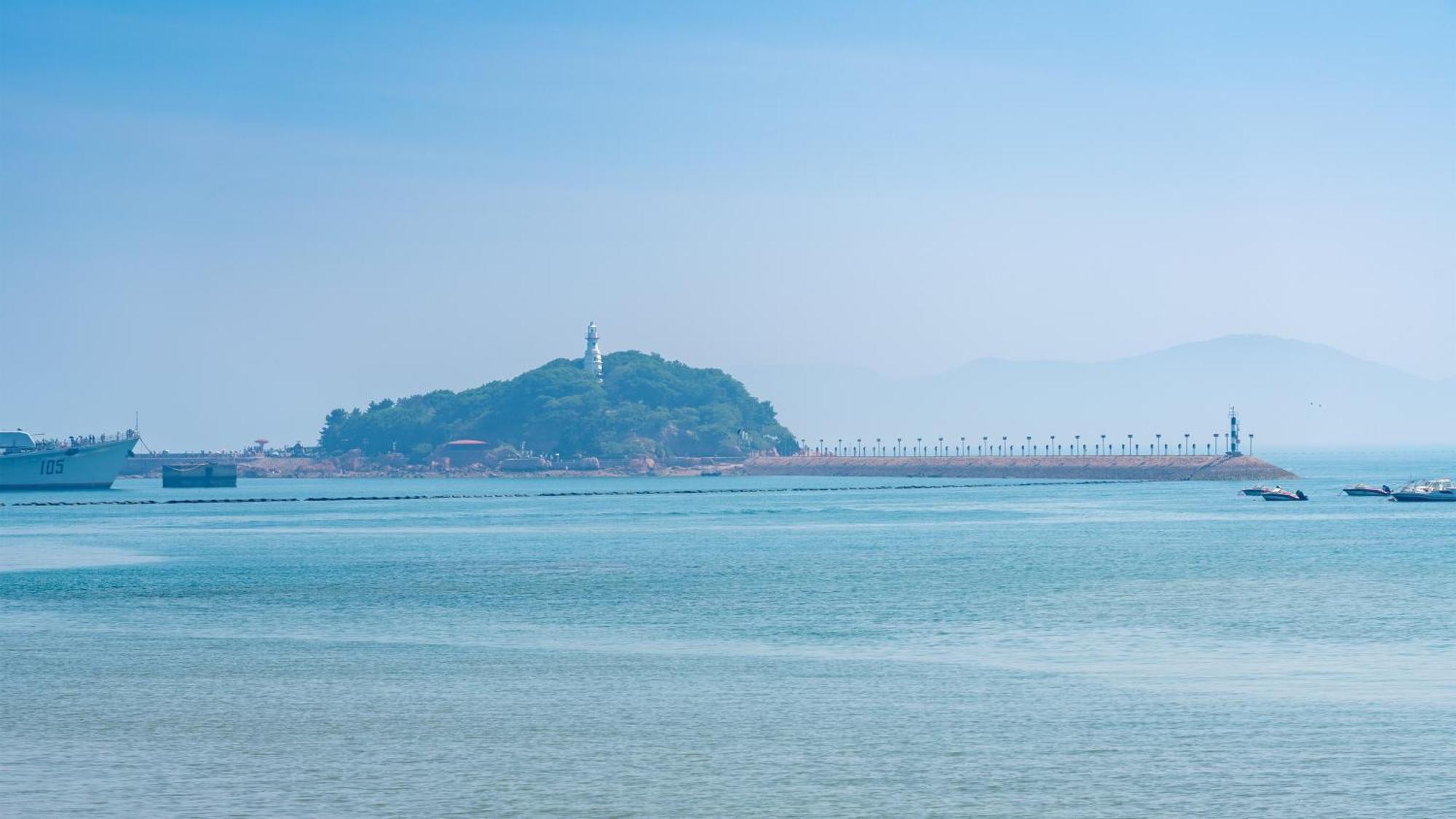 Holiday Inn Express Qingdao Shibei By Ihg Экстерьер фото